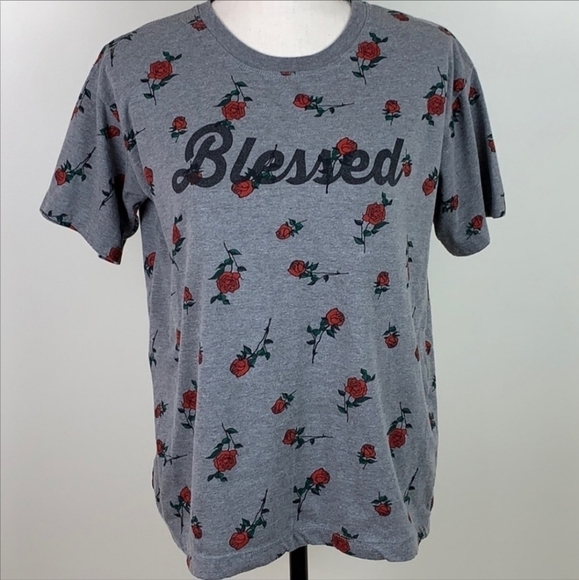 Modern Lux Blessed Gray T-shirt Allover Rose Print Women's Medium M Cute EUC - Picture 2 of 7